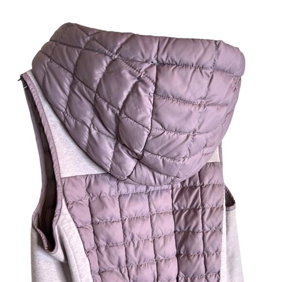 TNF Thermoball Quilted Insulated Hooded Softshell Vest in Purple Women's Small - Picture 6 of 15